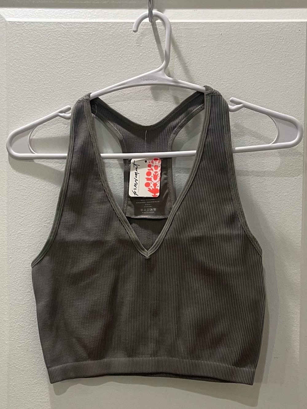 NEW…Free People FP Movement Free Throw Crop Tank - Picture 2 of 4